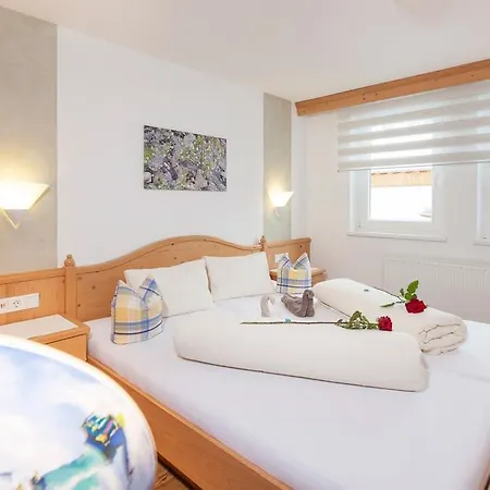 Haus Aktiv Bed & Breakfast